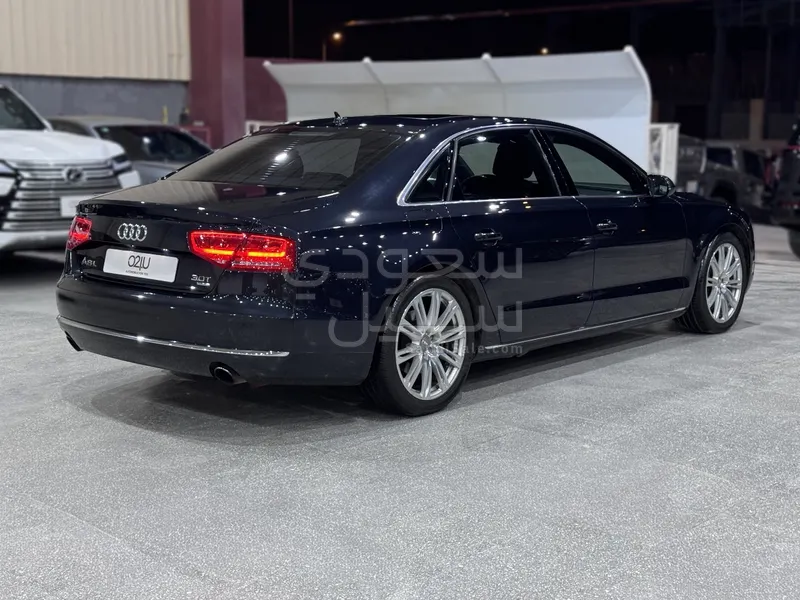 2014 اودي اي 8 ال