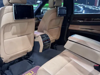 2014 بي ام دبليو الفئة السابعة 730 إل أي