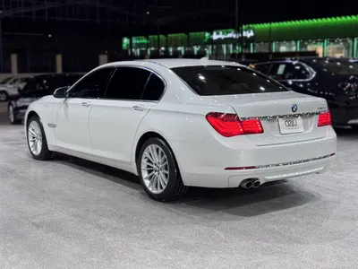 2014 بي ام دبليو الفئة السابعة 730 إل أي