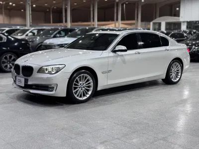 2014 بي ام دبليو الفئة السابعة 730 إل أي