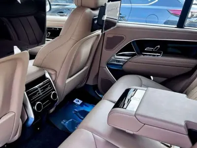 2022 لاند روفر رينج روفر فوج اس اي