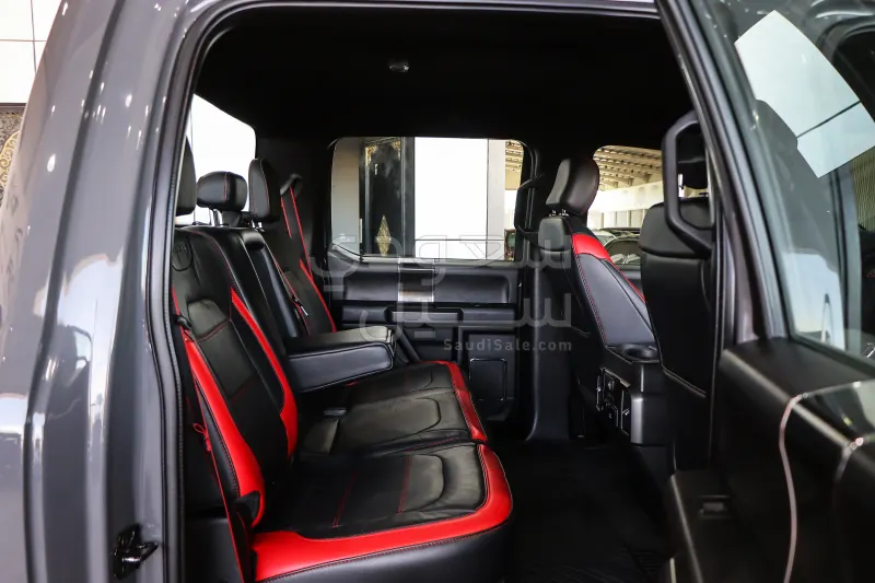 2018 فورد اف 150