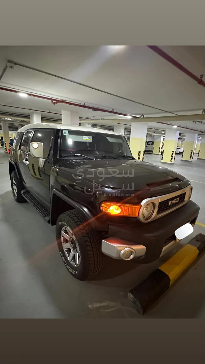 2015 تويوتا اف جي كروزر 2