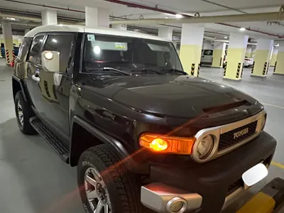 2015 تويوتا اف جي كروزر 2