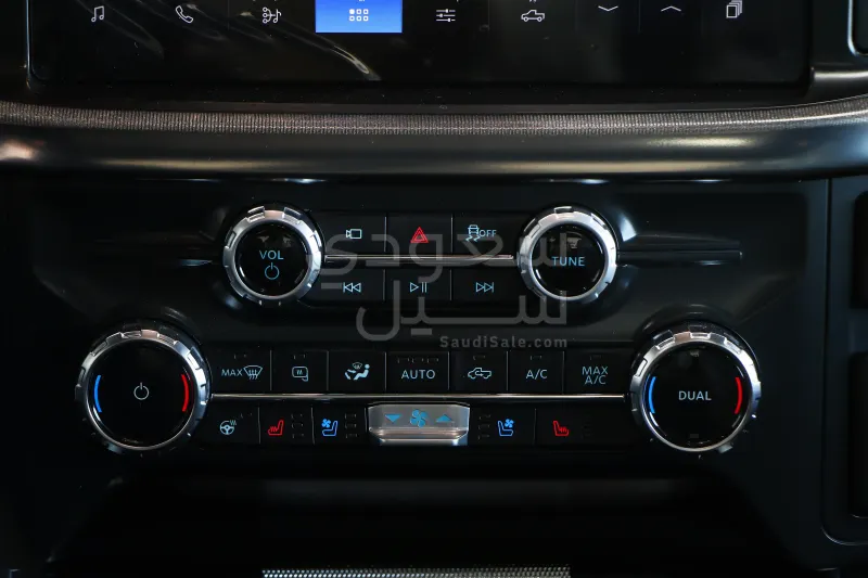 2025 فورد اف 150 رابتور