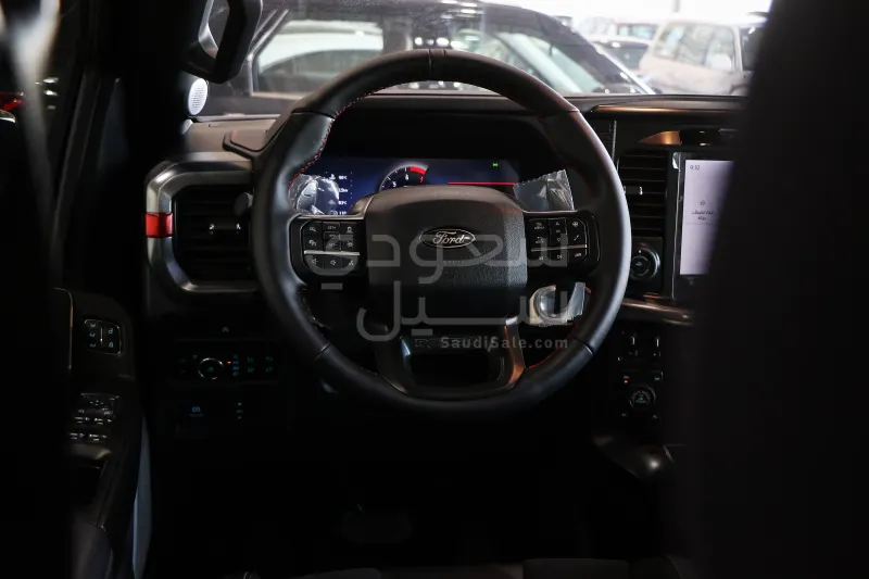 2025 فورد اف 150 رابتور