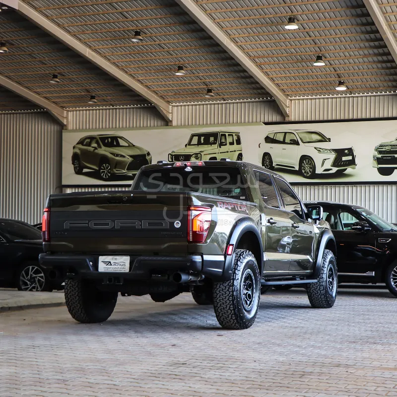 2025 فورد اف 150 رابتور