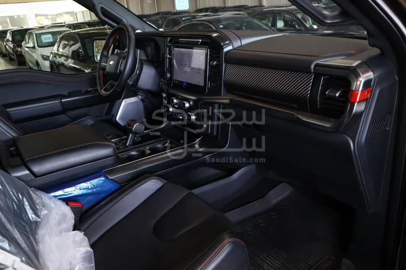 2025 فورد اف 150 رابتور