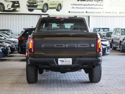 2025 فورد اف 150 رابتور