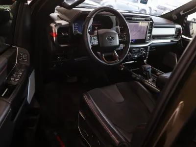 2025 فورد اف 150 رابتور