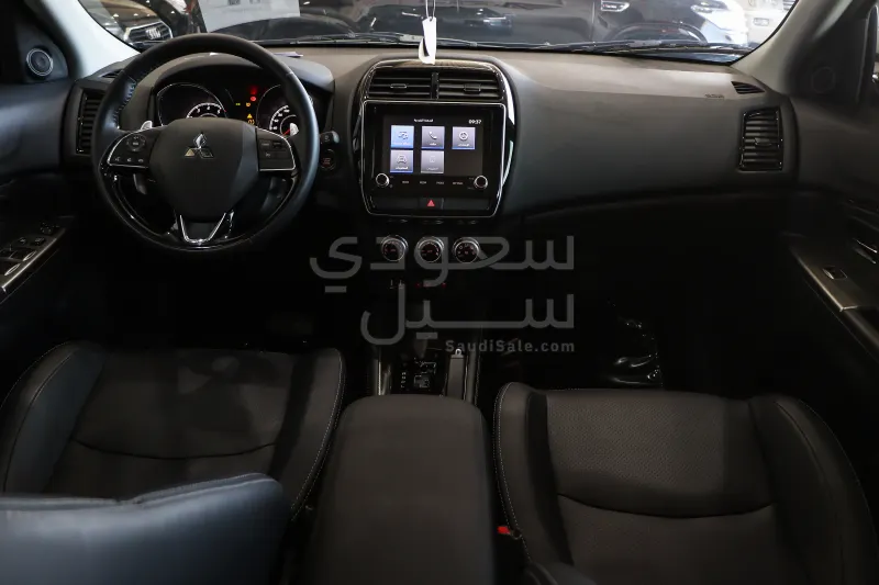 2024 متسوبيشي اي اس اكس