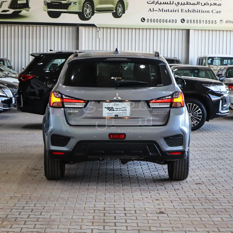 2024 متسوبيشي اي اس اكس