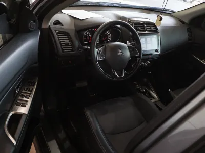 2024 متسوبيشي اي اس اكس