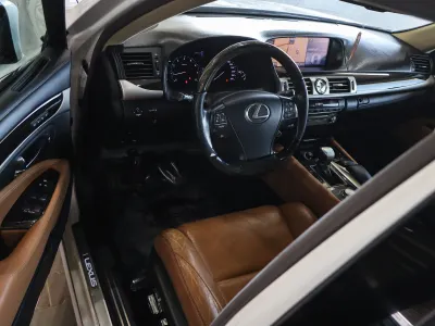 2014 لكزس إل إس 460