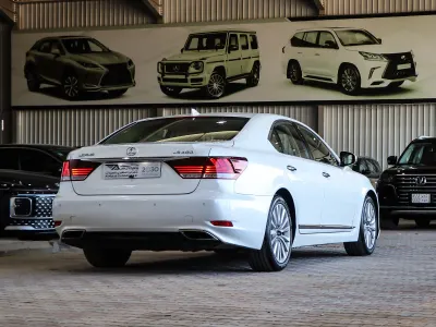 2014 لكزس إل إس 460