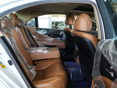 2014 لكزس إل إس 460