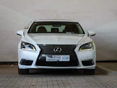 2014 لكزس إل إس 460