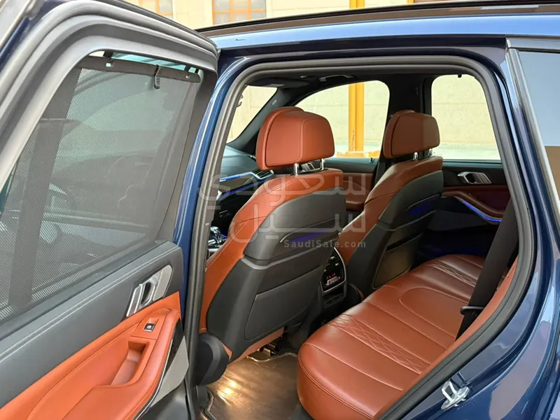 2021 بي ام دبليو الفئة اكس 5 إم50 أي