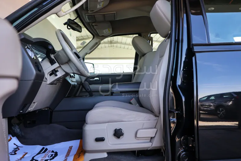 2013 Ford Expedition