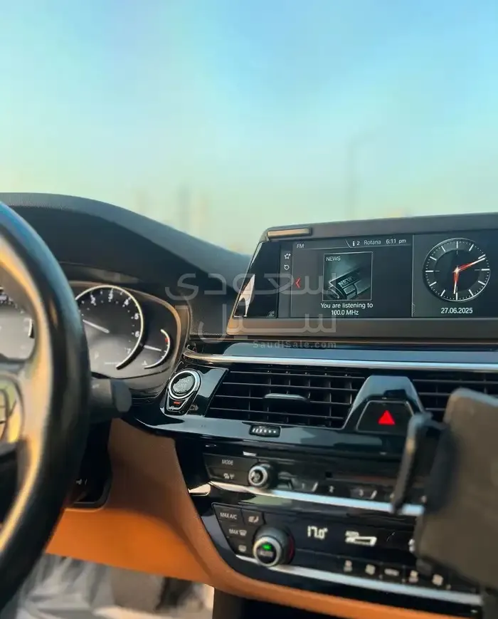 2019 بي ام دبليو الفئة الخامسة 520 أي