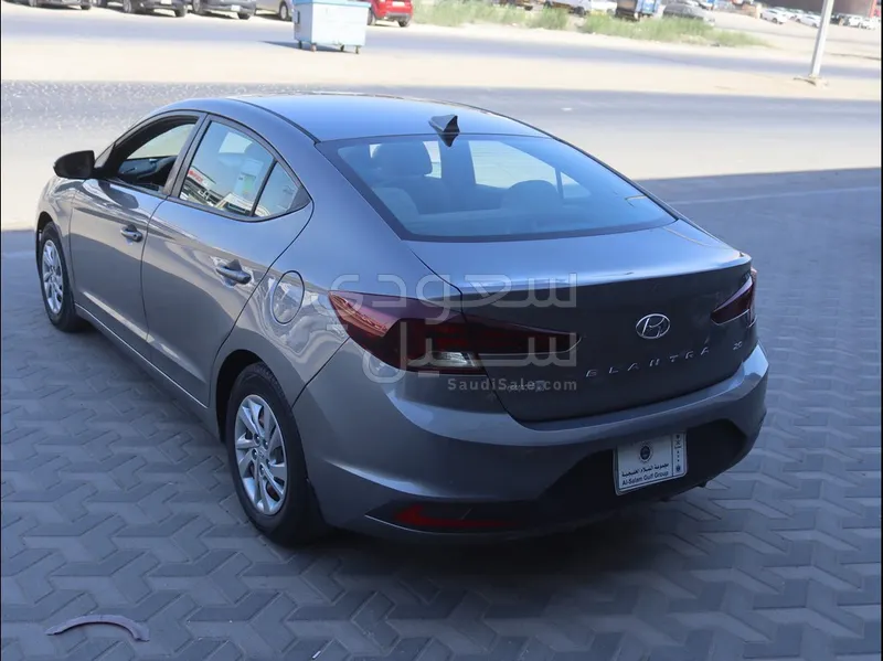 2020 هيونداي النترا