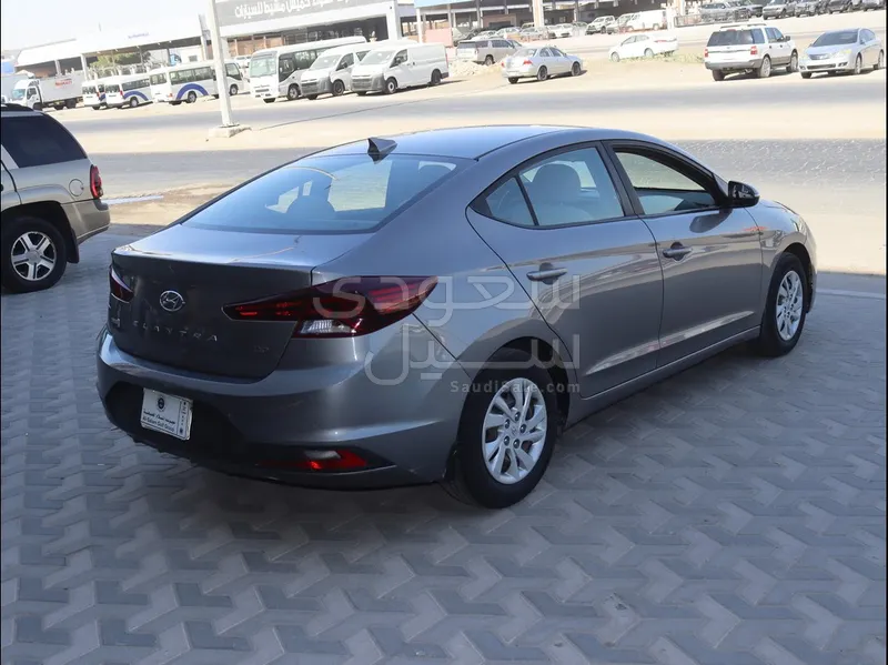 2020 هيونداي النترا