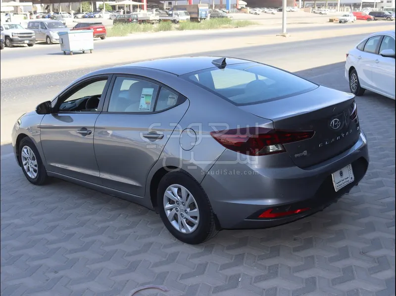 2020 هيونداي النترا