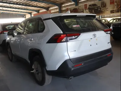 2025 تويوتا راف 4