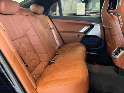 2026 بي ام دبليو الفئة اي