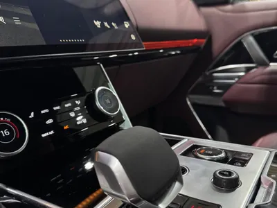 2023 لاند روفر رينج روفر اوتوبيوغرافي