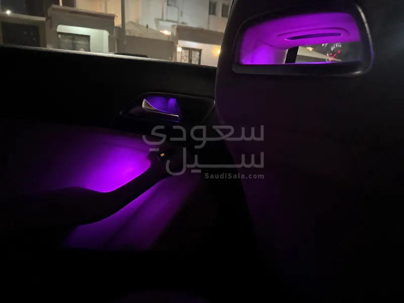 2019 مرسيدس - بنز سي إل إي 200