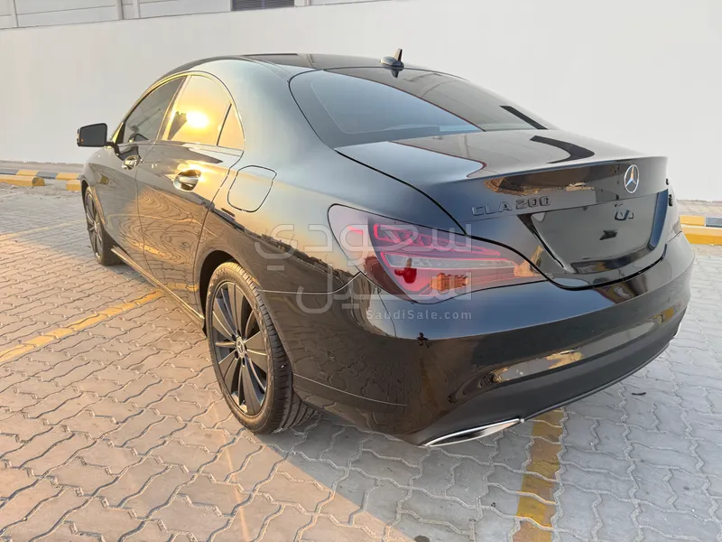 2019 مرسيدس - بنز سي إل إي 200