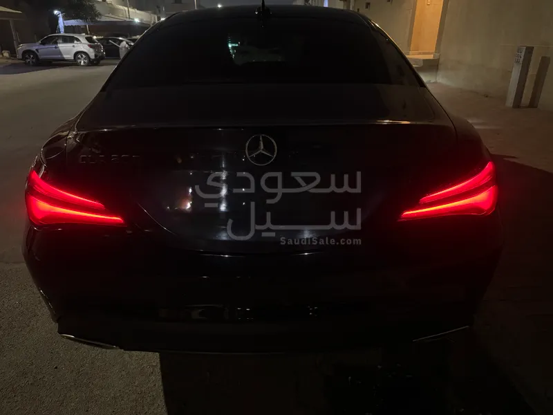 2019 مرسيدس - بنز سي إل إي 200