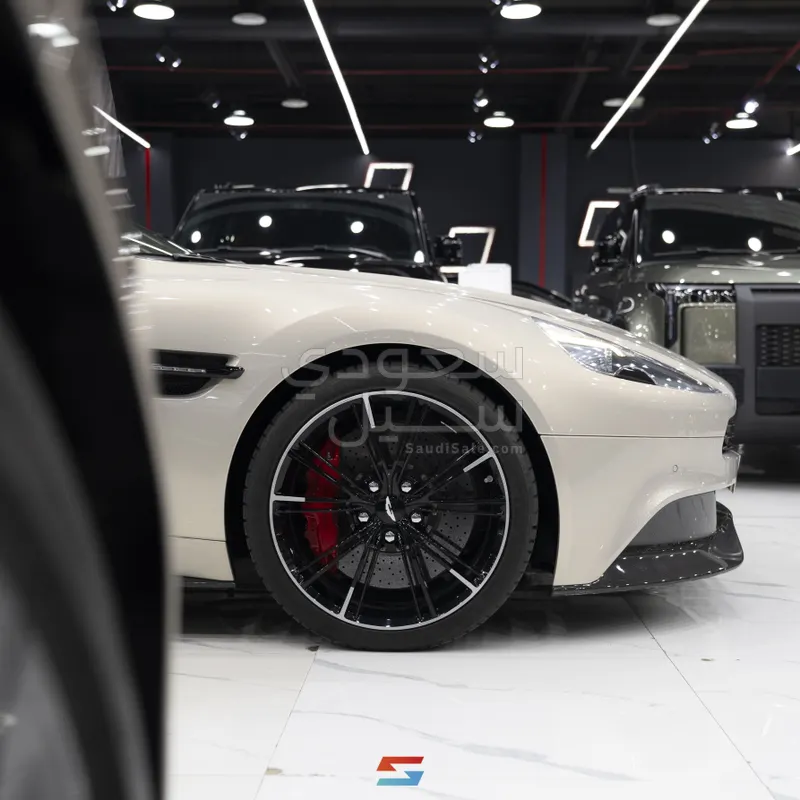 2014 Aston Martin Vanquish