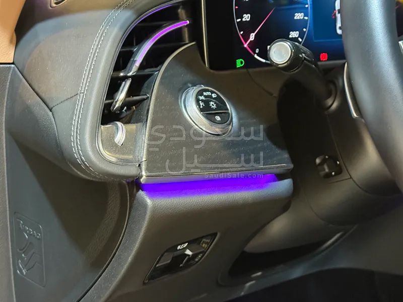 2024 مرسيدس - بنز إي 200