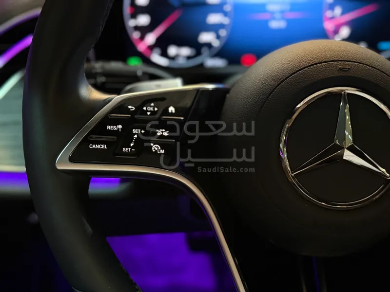 2024 مرسيدس - بنز إي 200