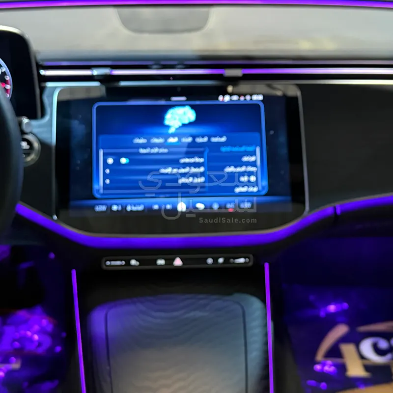 2024 مرسيدس - بنز إي 200