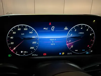 2024 مرسيدس - بنز إي 200