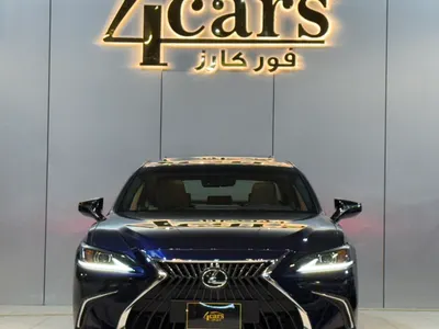 2023 لكزس إي إس 250