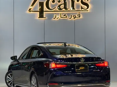 2023 لكزس إي إس 250