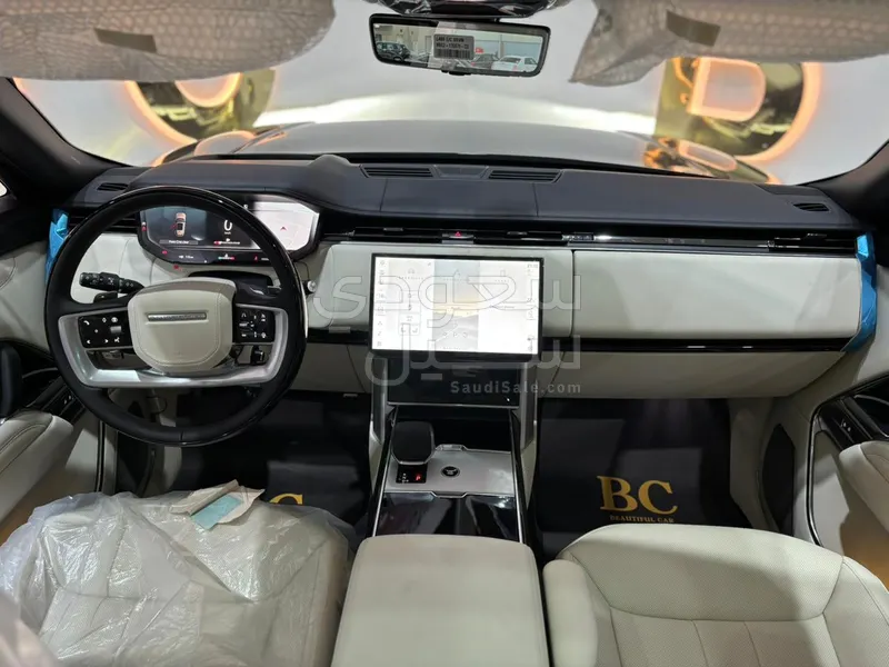 2025 لاند روفر رينج روفر اوتوبيوغرافي