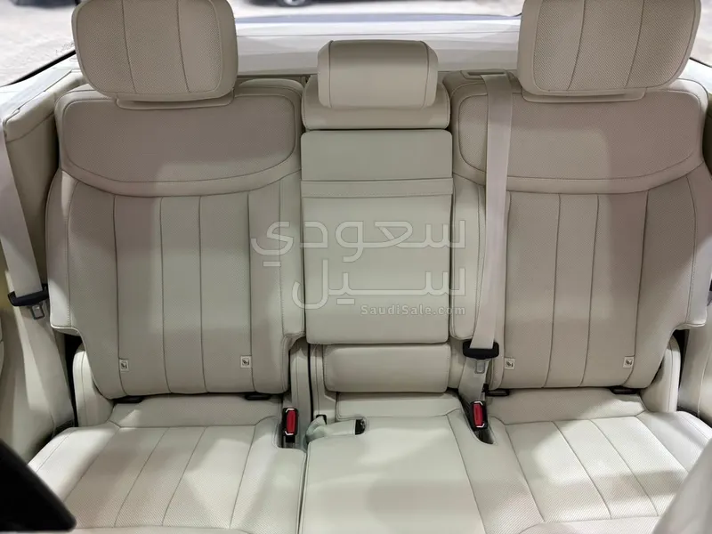 2025 لاند روفر رينج روفر اوتوبيوغرافي