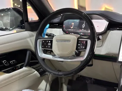 2025 لاند روفر رينج روفر اوتوبيوغرافي