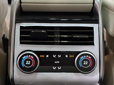 2025 لاند روفر رينج روفر اوتوبيوغرافي