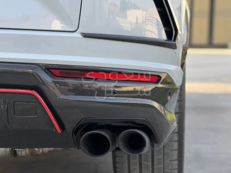 2021 لمبرجيني اوروس