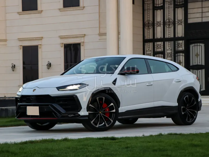 2021 لمبرجيني اوروس