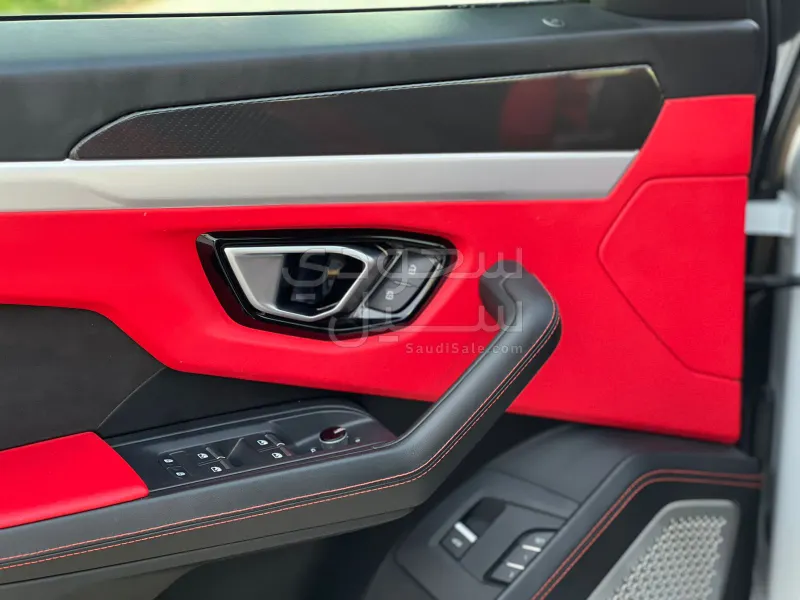 2021 لمبرجيني اوروس