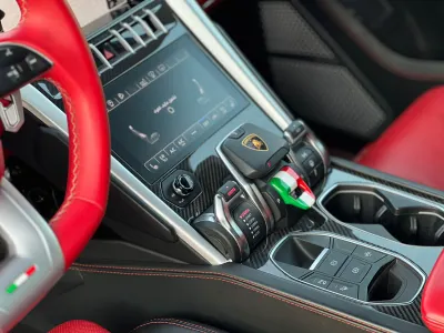 2021 لمبرجيني اوروس