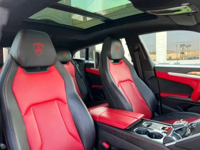 2021 لمبرجيني اوروس