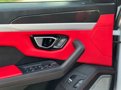 2021 لمبرجيني اوروس